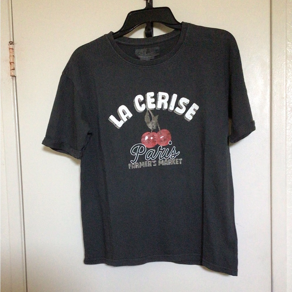 La Cerise Paris Graphic T-Shirt